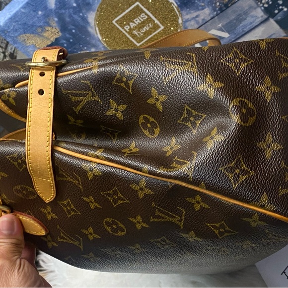 💗💗💗SOLD💗💗💗
🤩BATIGNOLLES SHOULDER BAG MONOGRAM🤩 - Picture 3 of 16